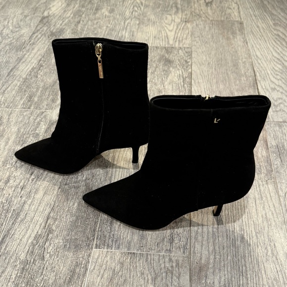 NWOT Larroude black suede mini Kate boots - Picture 4 of 10